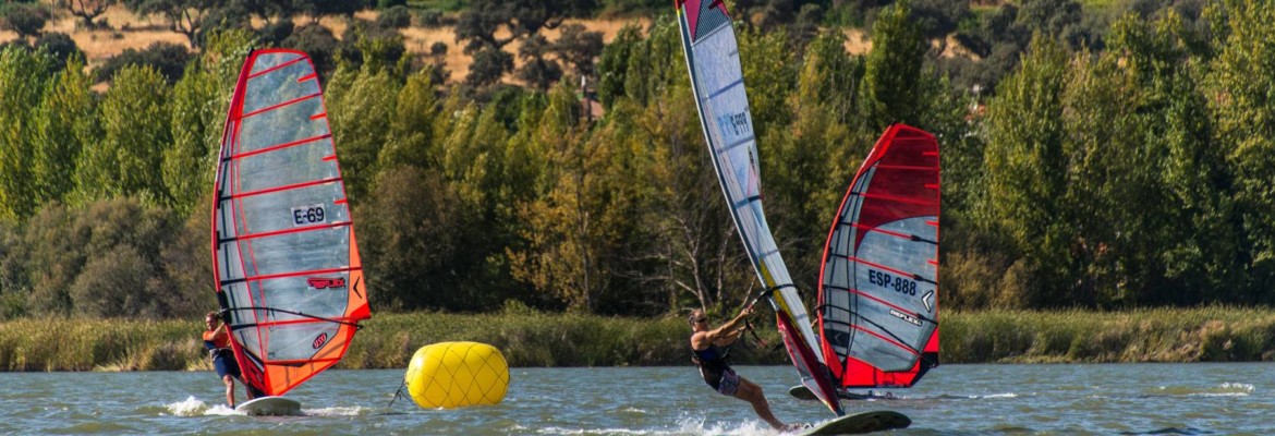 windsurf-serranillos-playa2.jpg